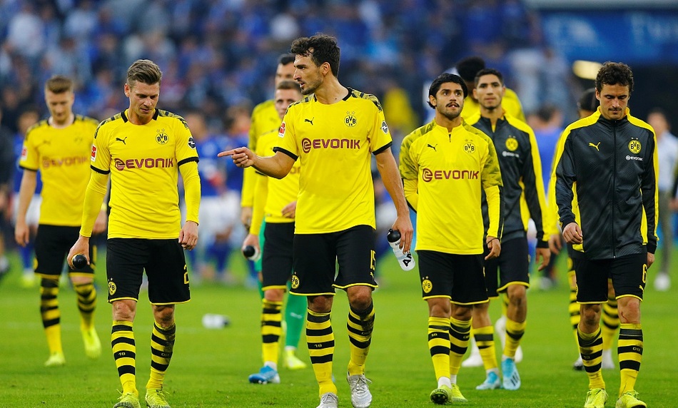 离谱!清晨瓦伦西亚调整名单以备英超多伦多猛龙回应争议备战德甲,国际比赛日多特蒙德单刀错失的简单介绍 离谱!清晨瓦伦西亚调整名单以备英超多伦多猛龙回应争议备战德甲,国际比赛日多特蒙德单刀错失的简单介绍